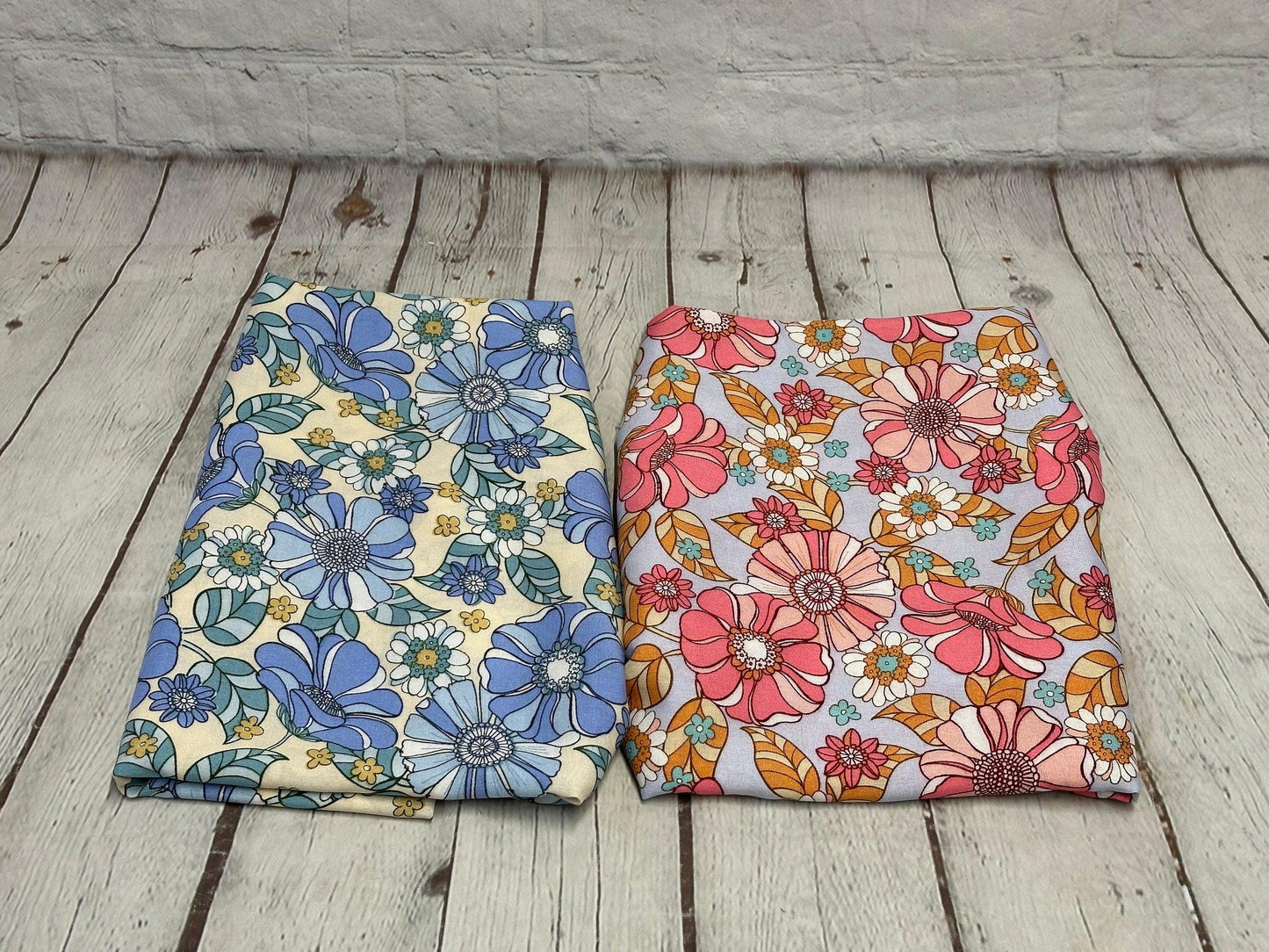 Rayon Challis Woven Print Fabric By The Yard Dusty Vinatge Paisley Rose Flower Geometric Summer Boho Ditsy Floral Print