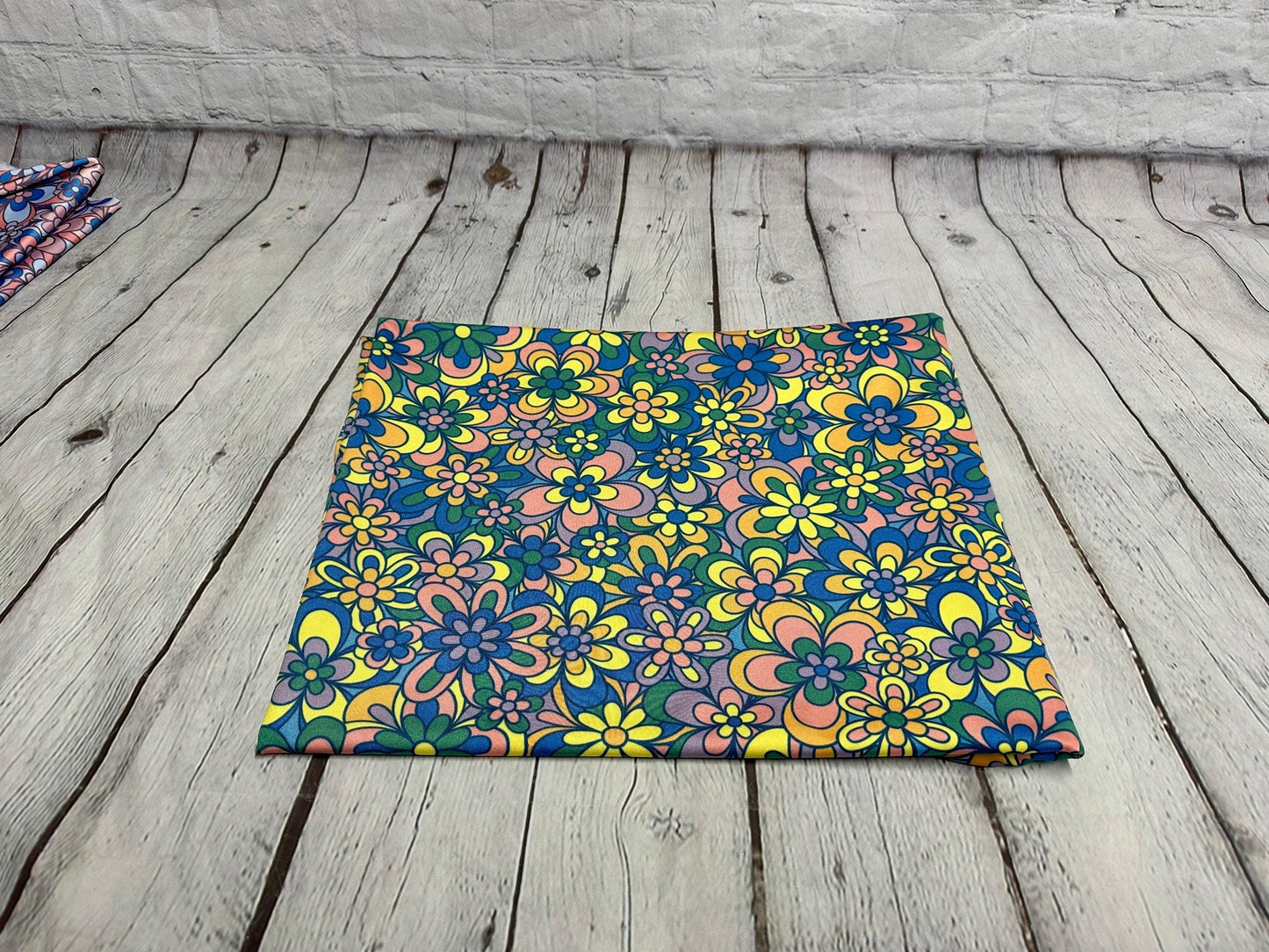 4 Way Stretch Print Nylon Spandex Fabric By The Yard Tricot SwimWear Bikini Active Wear Multi Color Floral Flower Vintage 280 GSM