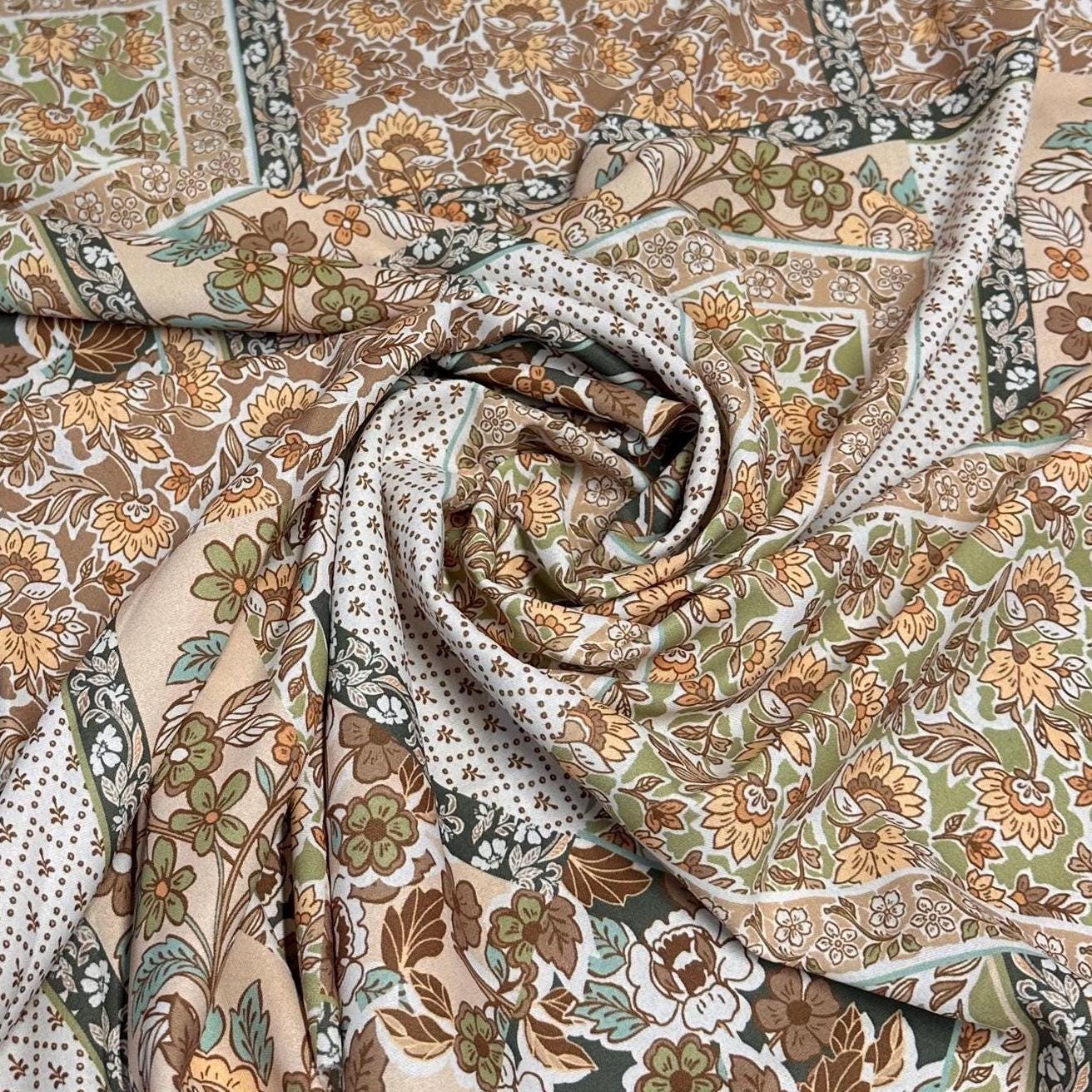 Airflow Woven Print Fabric By The Yard Green Paisley Vintage Flower Patchwork Geometric Floral Print