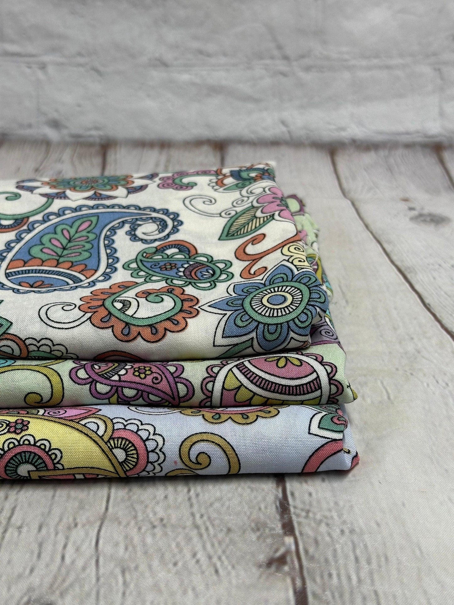 Rayon Challis Woven Print Fabric By The Yard Dusty Vinatge Paisley Flower Geometric Summer Boho Ditsy Floral Print