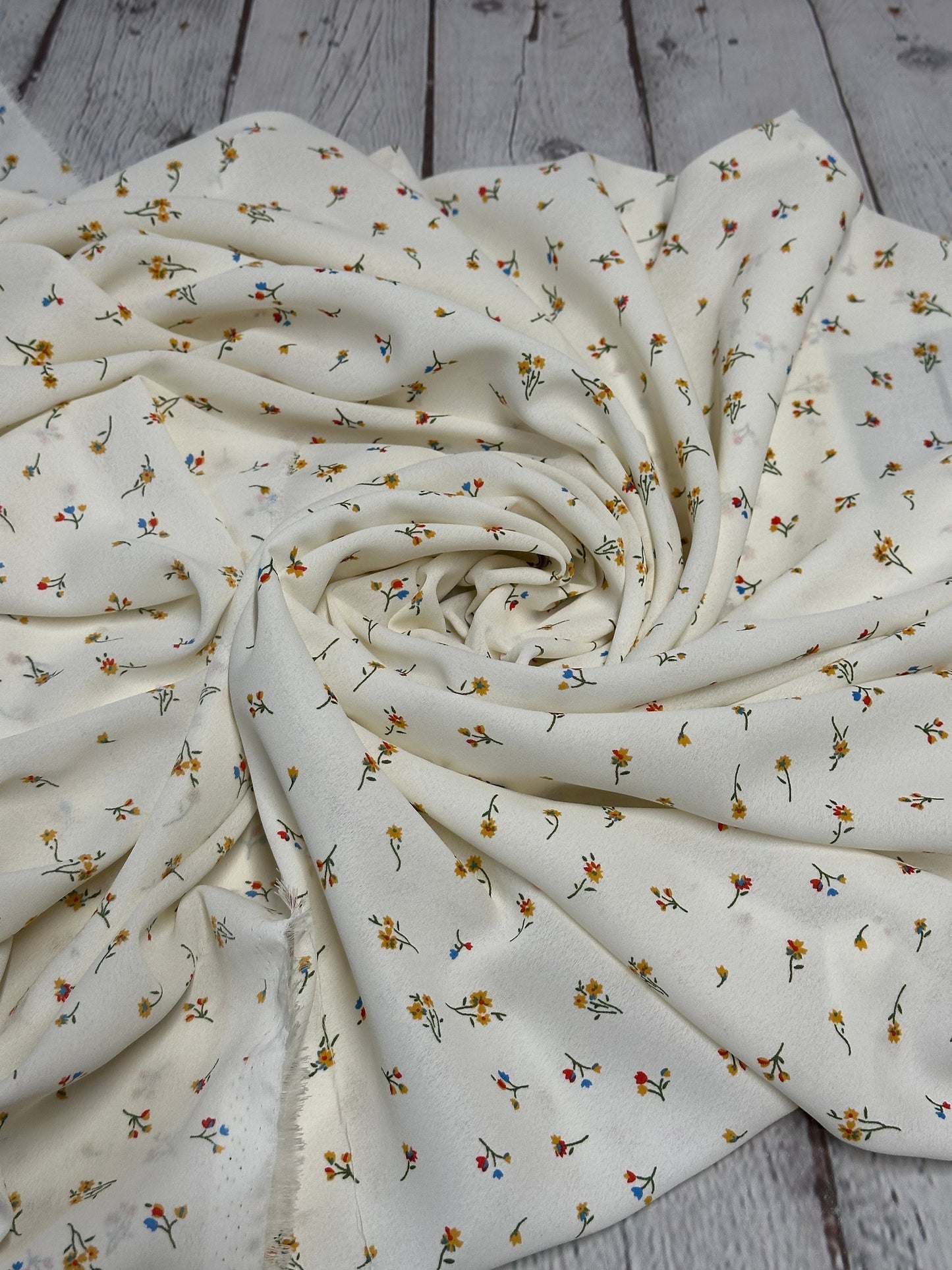 Polyester Wool Dobby Georgette Woven Print Fabric By The Yard Small Mini Multicolor Summer  Floral Flower Print