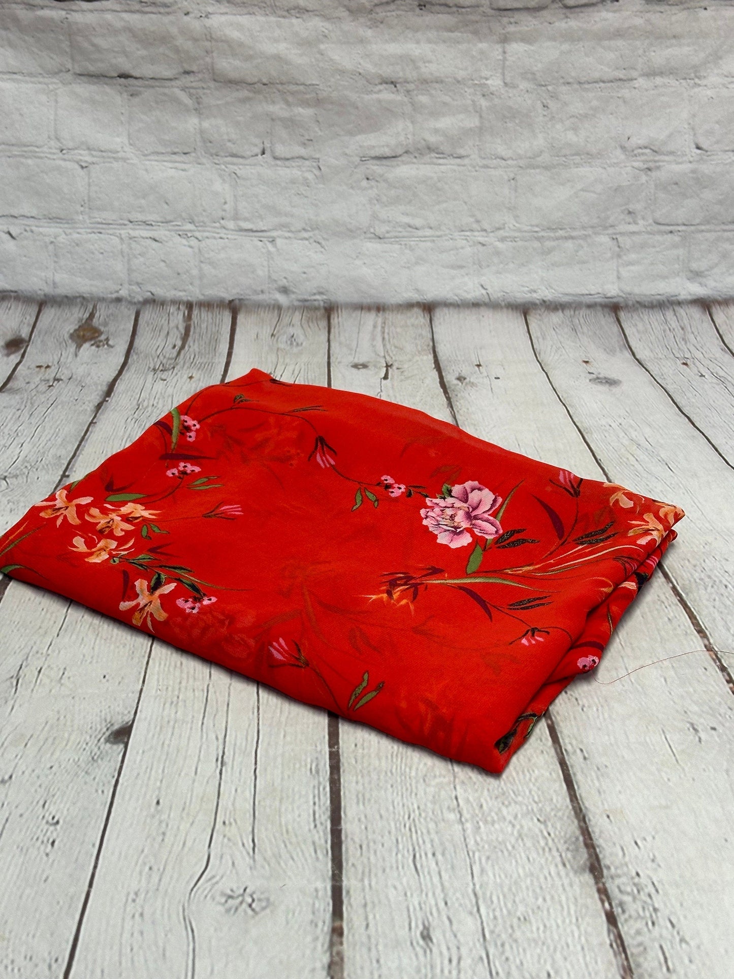 Polyester Chiffon Woven Print Fabric By The Yard Red Rose Flower Summer  Floral Print Summer Flowy Dress