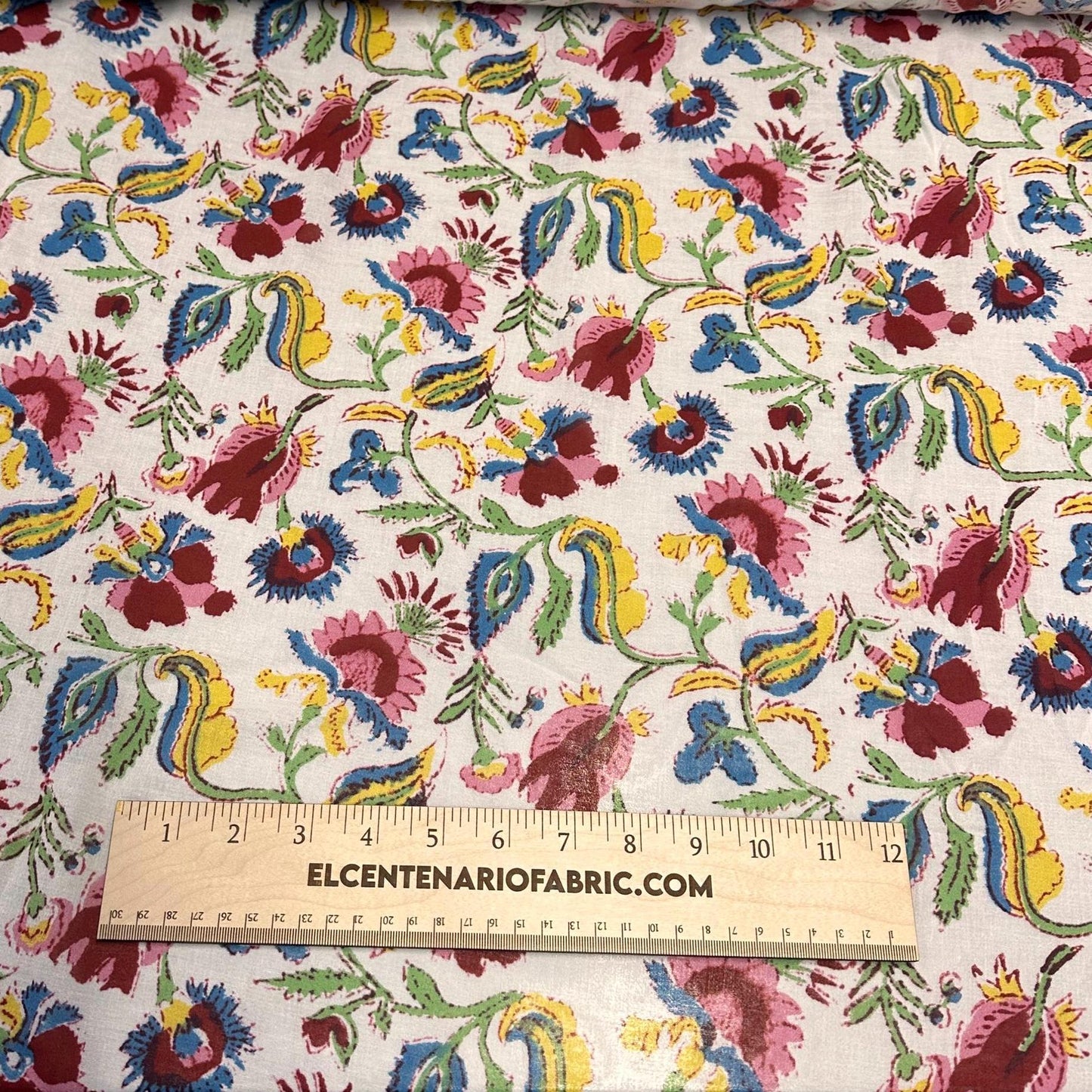 100% Cotton Gauze Vintage Foral Paisley Flower Print By The Yard