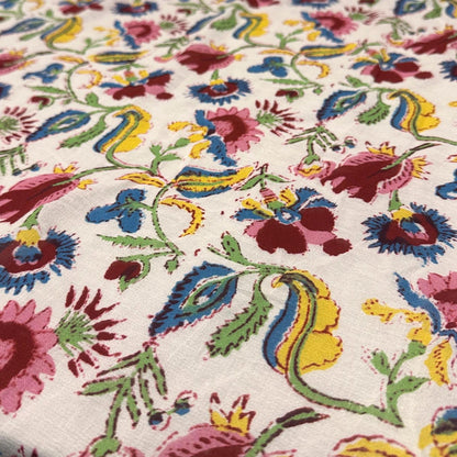 100% Cotton Gauze Vintage Foral Paisley Flower Print By The Yard