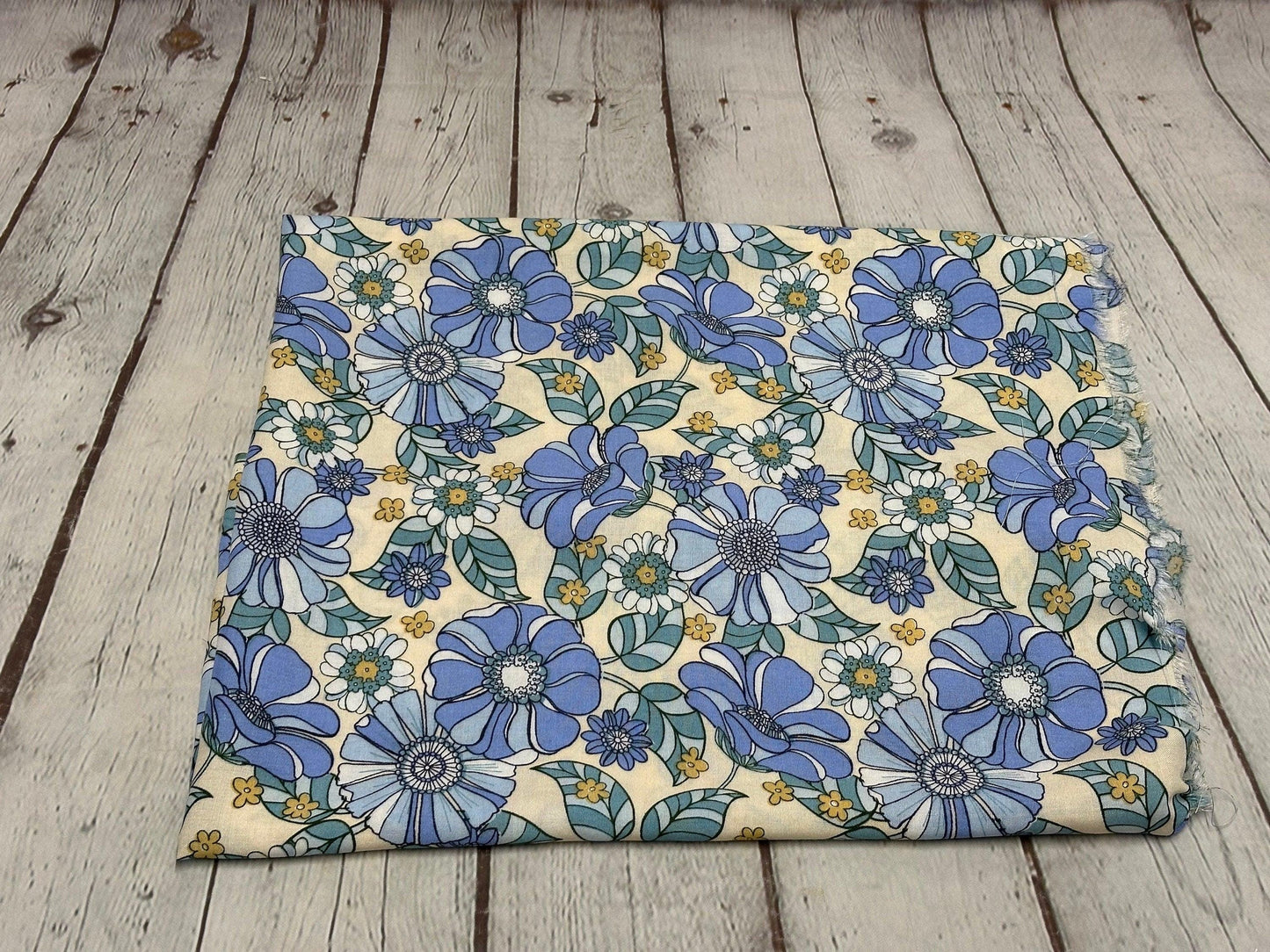 Rayon Challis Woven Print Fabric By The Yard Dusty Vinatge Paisley Rose Flower Geometric Summer Boho Ditsy Floral Print