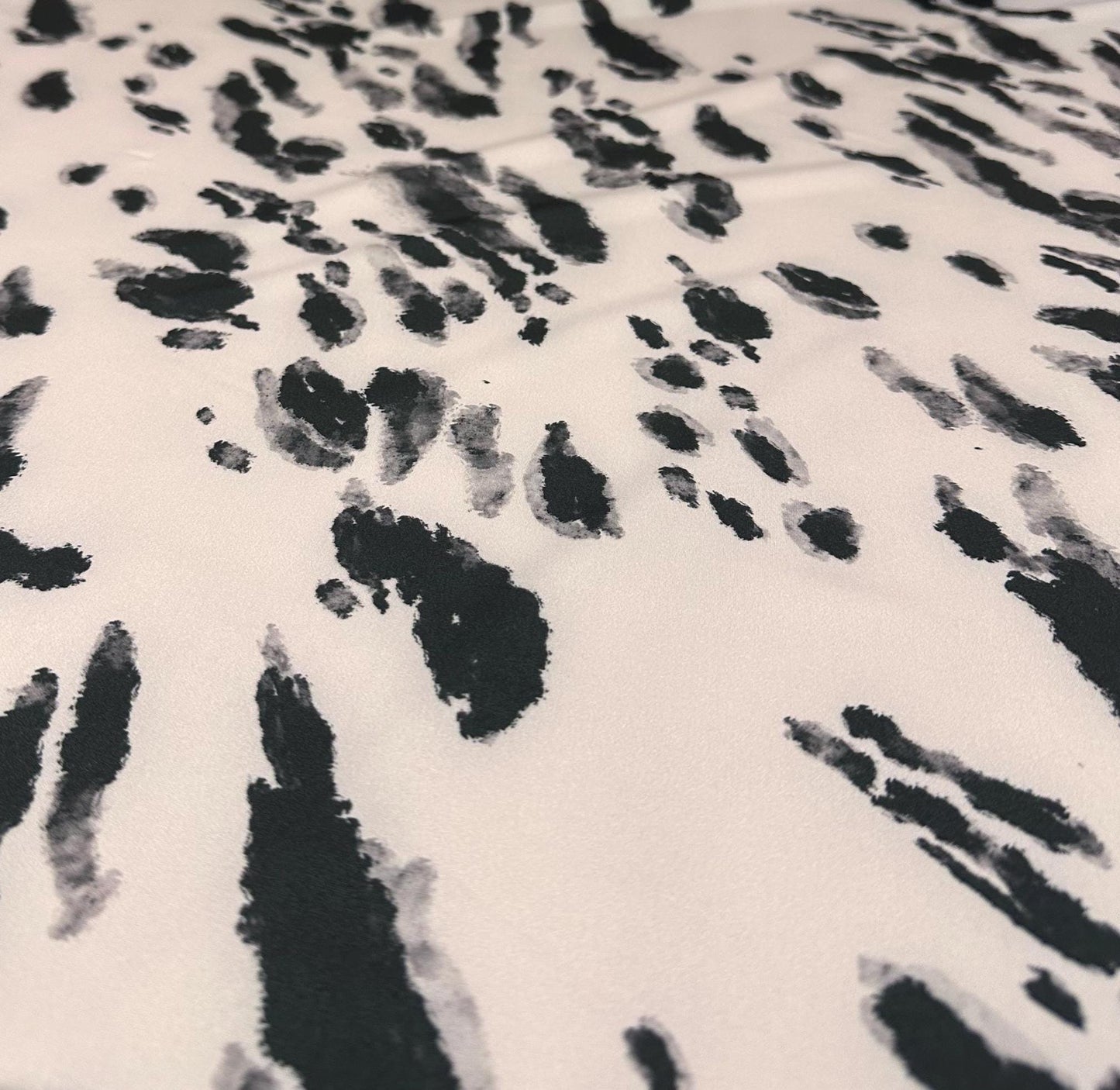 4 Way Stretch Print Nylon Spandex Fabric By The Yard Tricot Swim Wear Bikini Active Wear Tie Dye Animal Print Cream Black Print